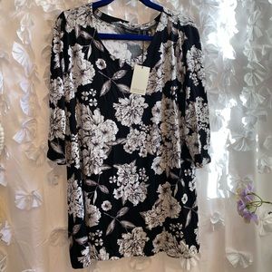 Adrienne Vittadini dress/cover-up